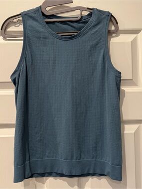 Athleta In Motion Seamless Tank Size Small
